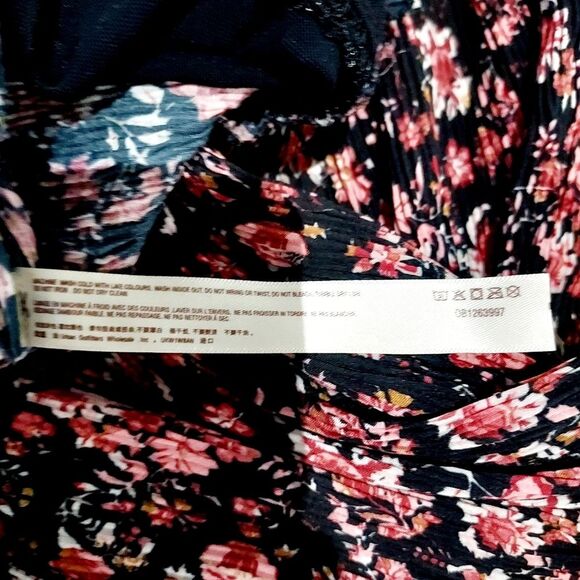 Free People Pretty Petal Bodysuit size M - Picture 8 of 11